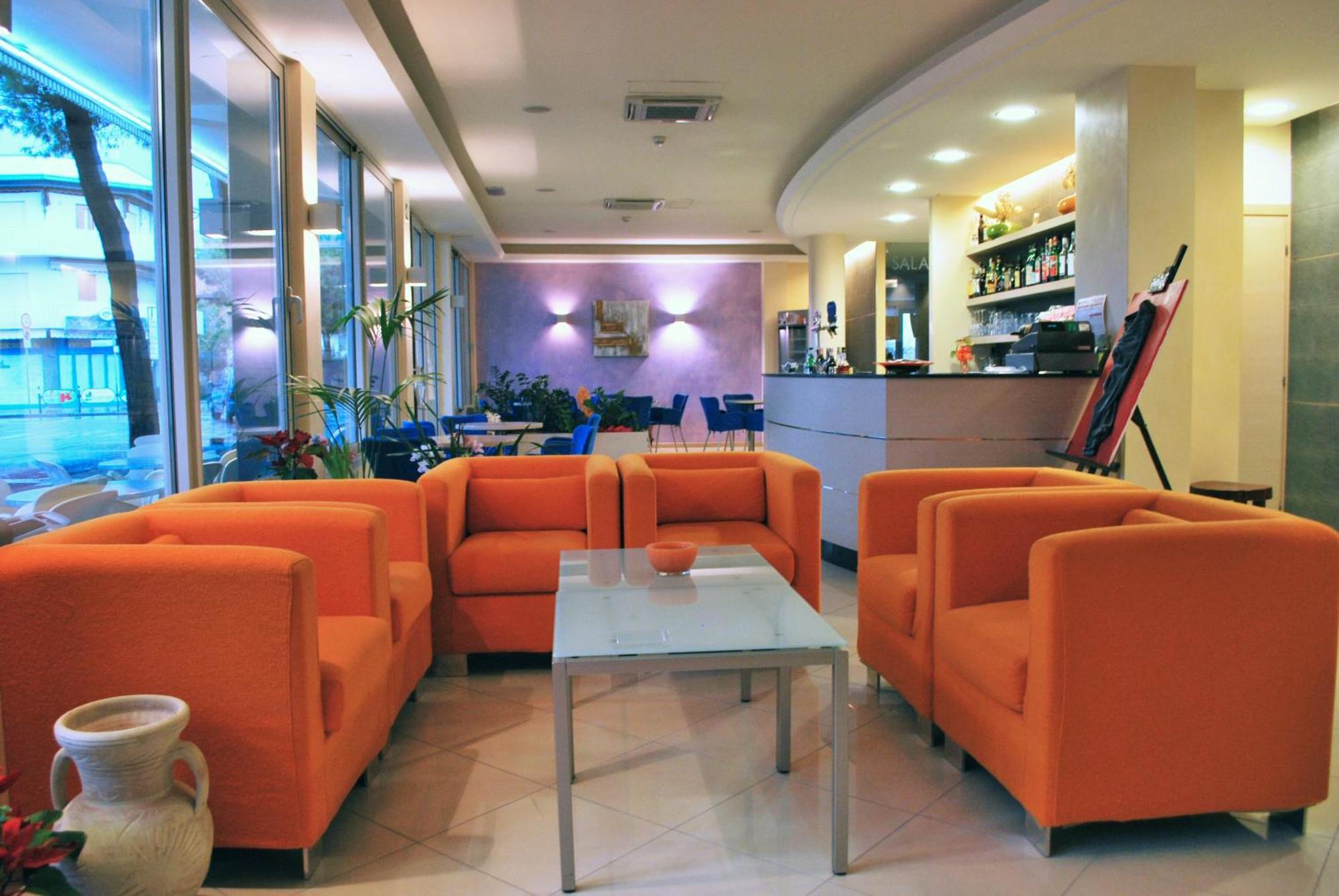 Hotel Bologna Lignano Sabbiadoro Esterno foto
