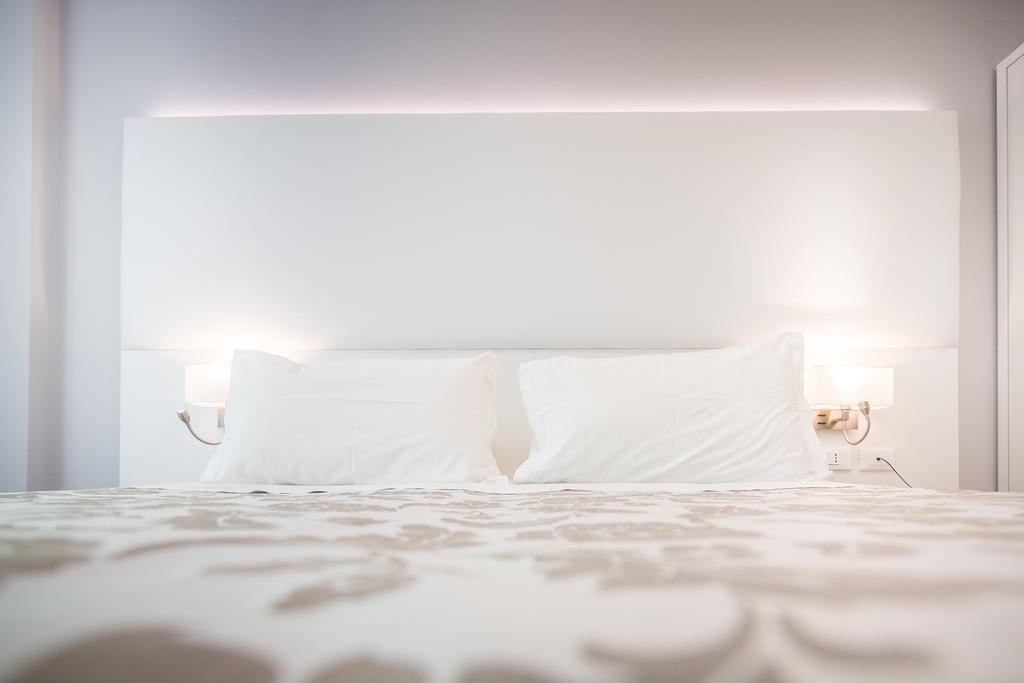 Hotel Bologna Lignano Sabbiadoro Esterno foto