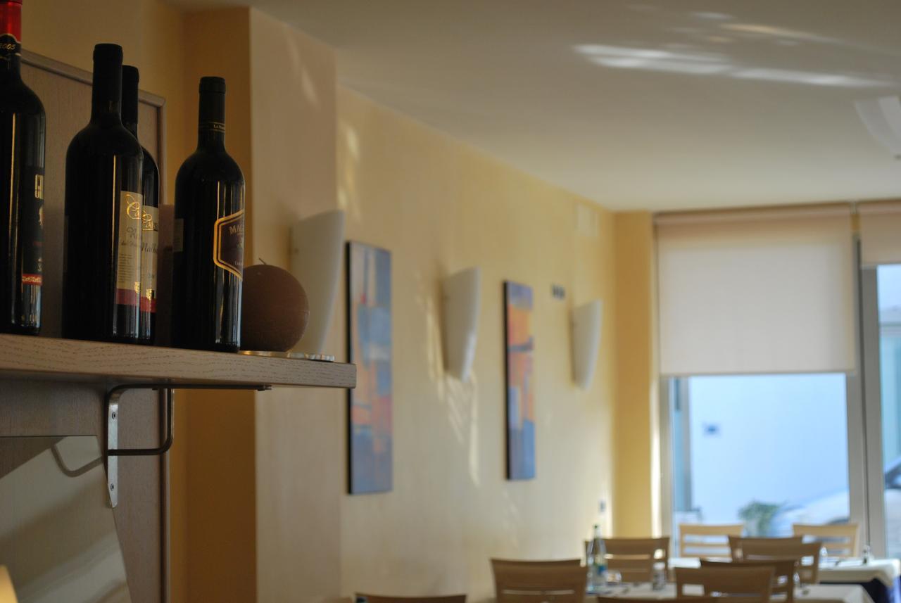 Hotel Bologna Lignano Sabbiadoro Esterno foto